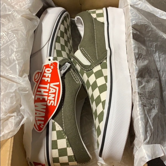 vans grape leaf slip on